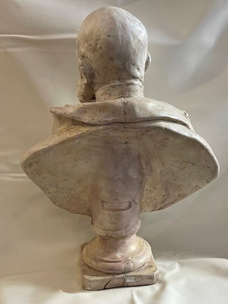 Busto di Francesco Giuseppe I - immagine 2
